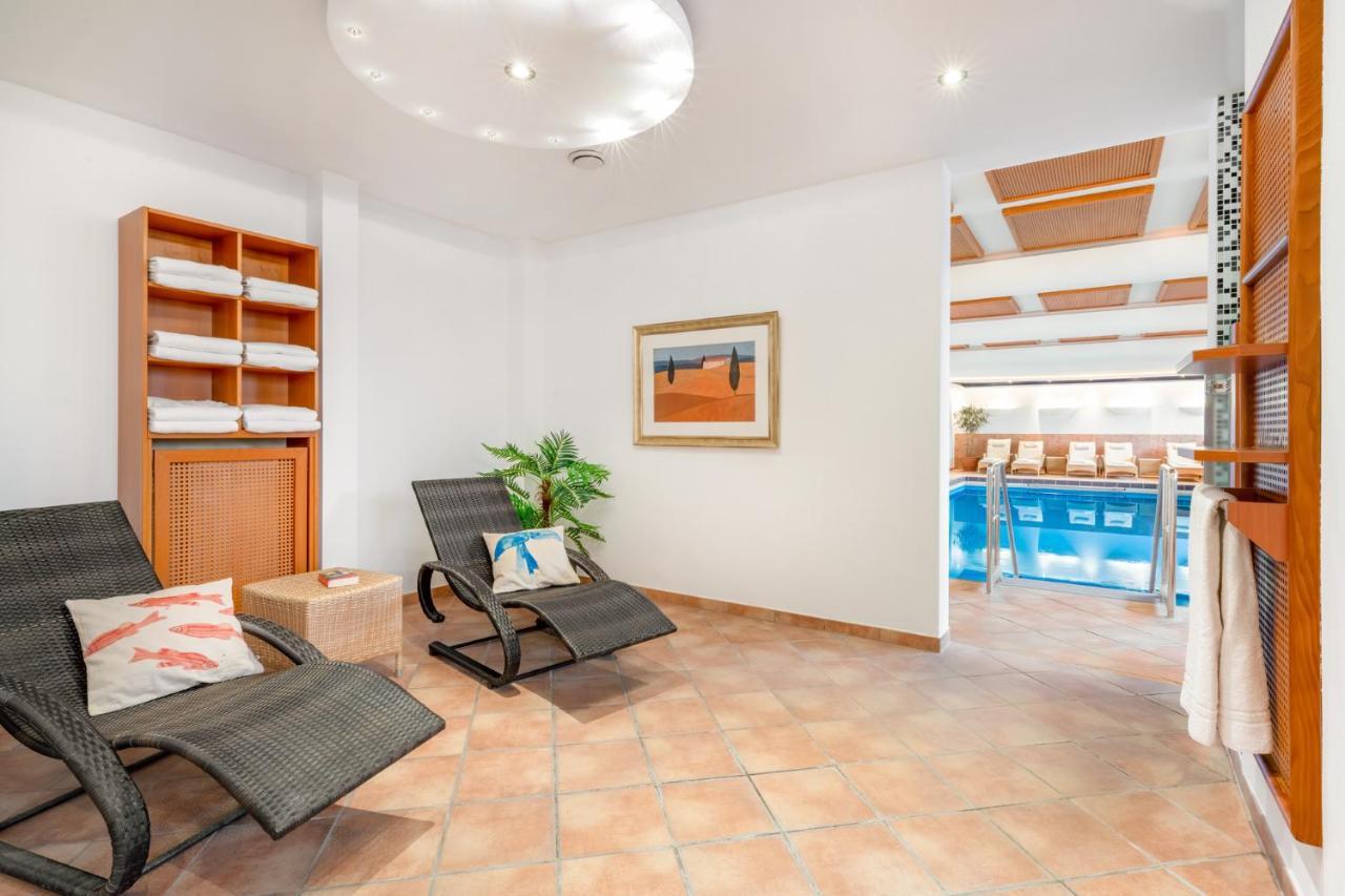 Ferienwohnung Yachtclub ティメンドルファー・シュトラント エクステリア 写真