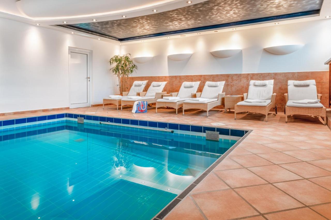 Ferienwohnung Yachtclub ティメンドルファー・シュトラント エクステリア 写真