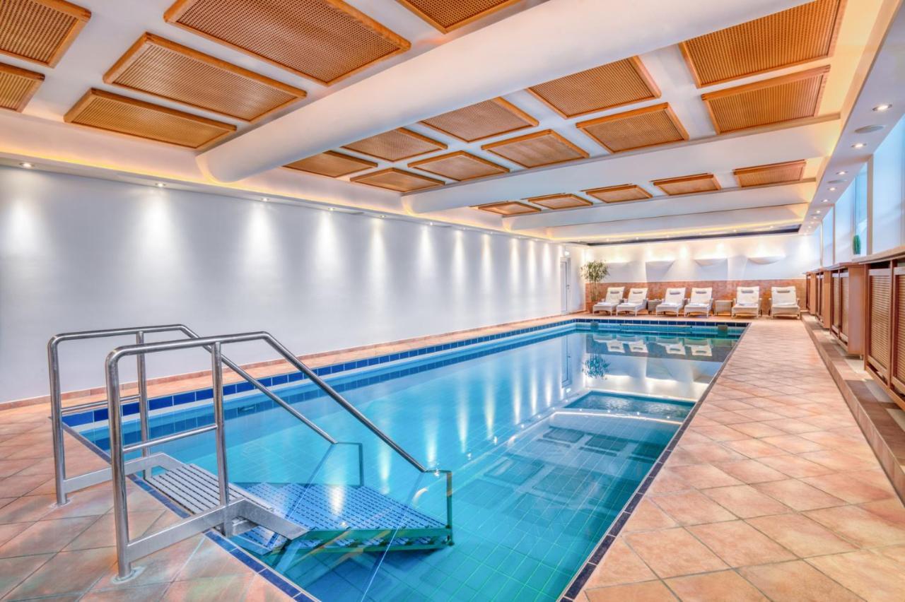 Ferienwohnung Yachtclub ティメンドルファー・シュトラント エクステリア 写真