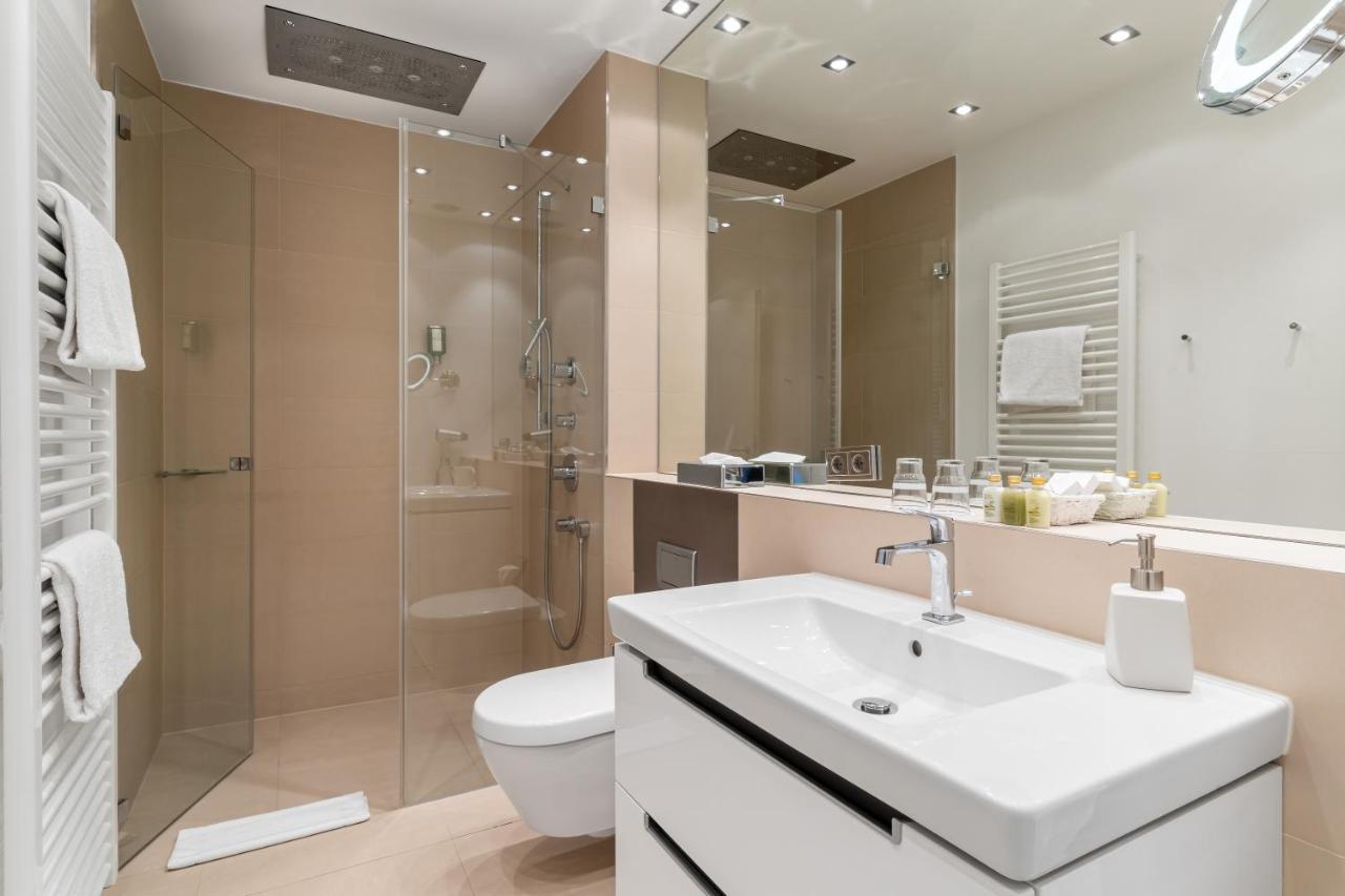 Ferienwohnung Yachtclub ティメンドルファー・シュトラント エクステリア 写真