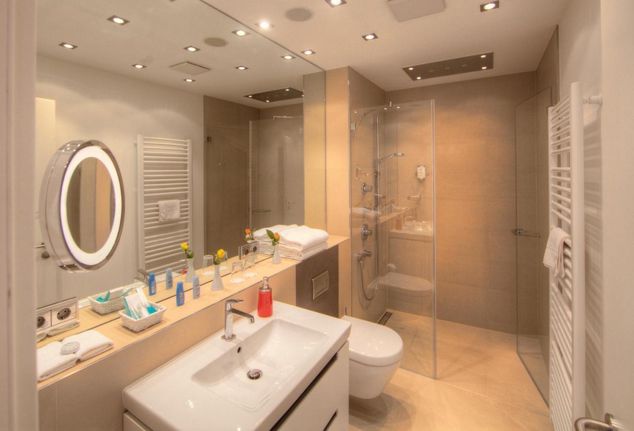 Ferienwohnung Yachtclub ティメンドルファー・シュトラント エクステリア 写真