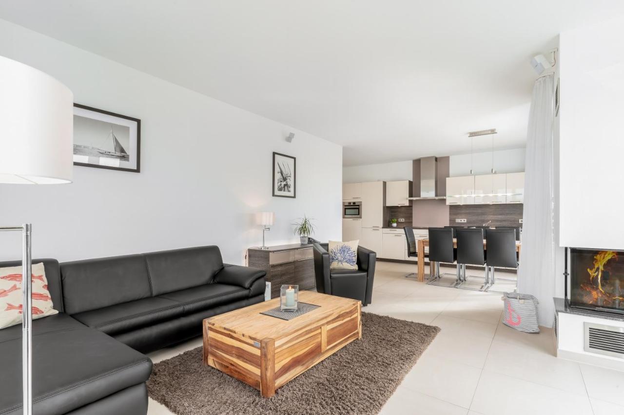 Ferienwohnung Yachtclub ティメンドルファー・シュトラント エクステリア 写真
